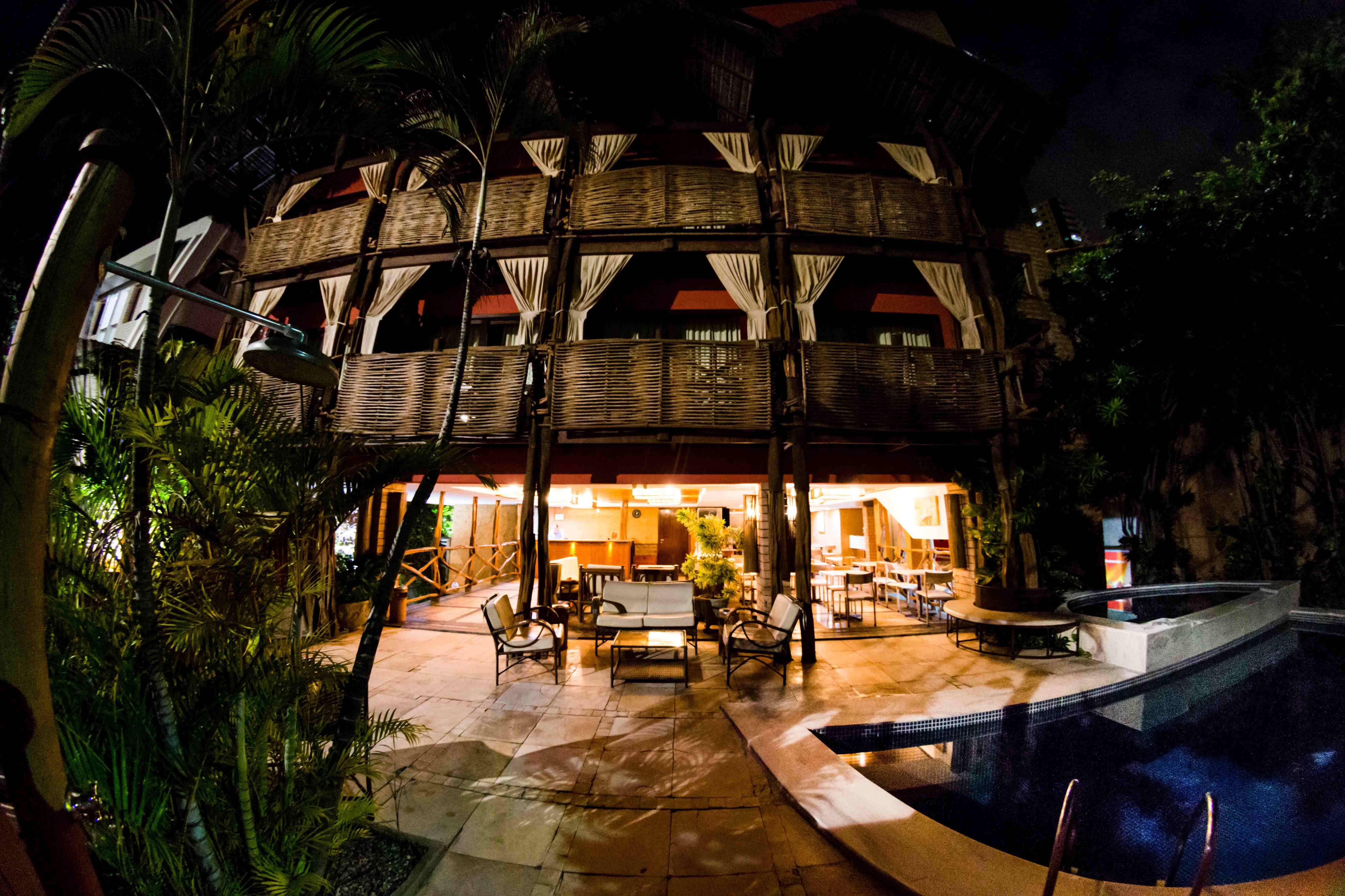 Safari Natal Beach Hotel Экстерьер фото
